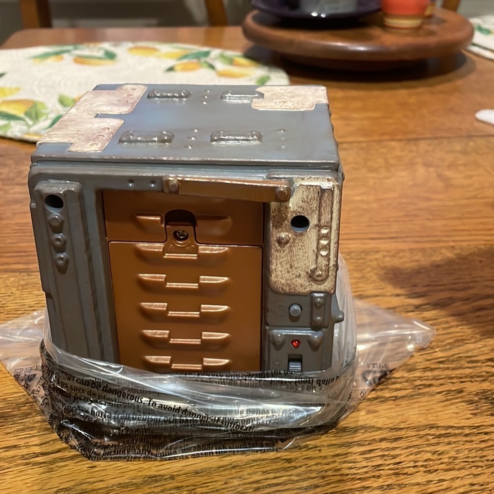 Disney marvel Groot Bluetooth Square speaker